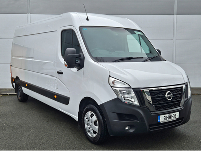 NISSAN NV400