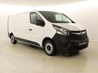 VAUXHALL VIVARO