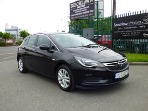 2017 (172) Opel Astra