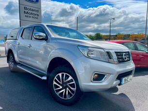 NISSAN NAVARA