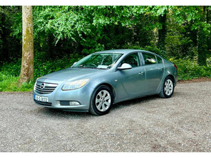 OPEL INSIGNIA