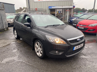 2010 - Ford Focus Manual