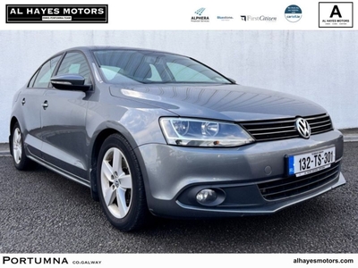 2013 - Volkswagen Jetta Manual