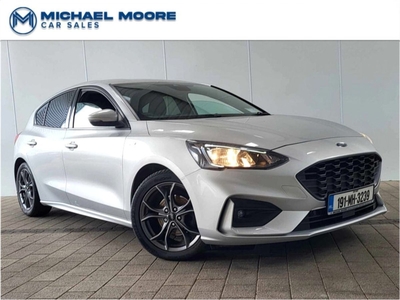 2019 - Ford Focus Manual