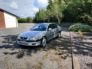 2002 - Toyota Avensis Manual