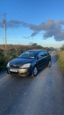 2004 - Toyota Corolla Manual