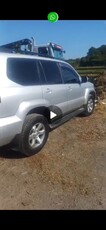 2004 - Toyota Land Cruiser ---