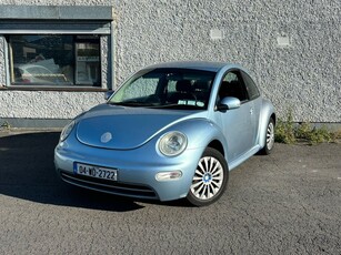 2004 - Volkswagen Beetle ---