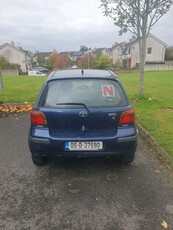 2005 - Toyota Yaris Manual