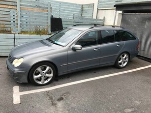 2008 - Mercedes-Benz C-Class ---