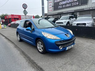 2008 - Peugeot 207 Manual