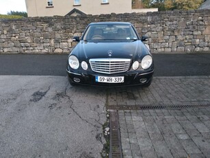 2009 - Mercedes-Benz E-Class Automatic