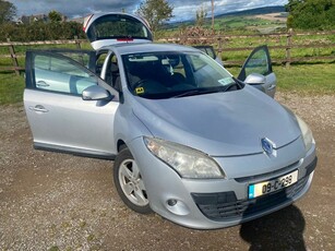 2009 - Renault Megane Manual