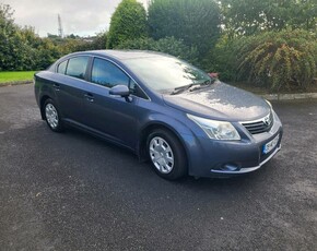 2009 - Toyota Avensis ---