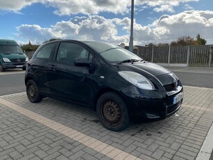 2009 - Toyota Yaris ---