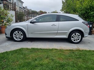 2009 - Vauxhall Astra ---