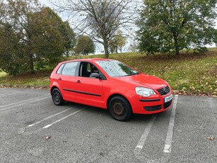 2009 - Volkswagen Polo Manual