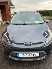 2010 - Ford Fiesta Manual