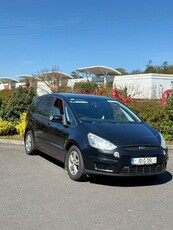 2010 - Ford S-Max Manual