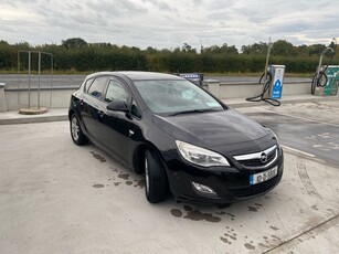 2010 - Opel Astra Manual