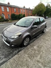 2010 - Renault Clio ---