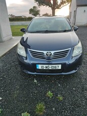 2010 - Toyota Avensis ---