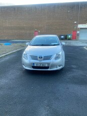 2010 - Toyota Avensis Manual