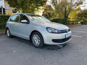 2010 - Volkswagen Golf Manual