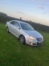 2010 - Volkswagen Jetta ---