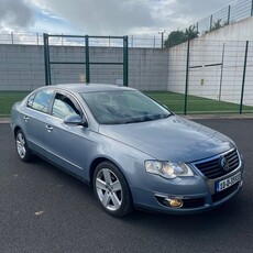 2010 - Volkswagen Passat Manual