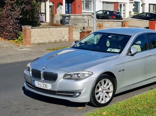 2011 - BMW 5-Series Manual