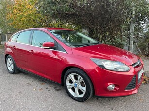 2011 - Ford Focus Manual