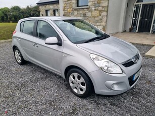 2011 - Hyundai i20 Manual