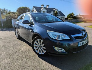 2011 - Opel Astra Manual