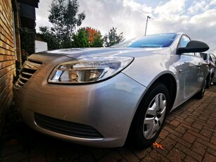 2011 - Opel Insignia Manual