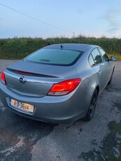 2011 - Opel Insignia Manual