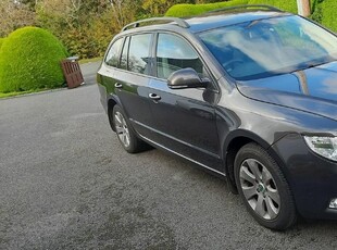 2011 - Skoda Superb Manual