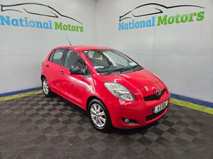 2011 - Toyota Yaris Manual