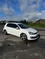 2011 - Volkswagen Golf Automatic