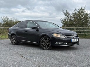 2011 - Volkswagen Passat Manual