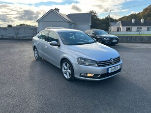 2011 - Volkswagen Passat Manual