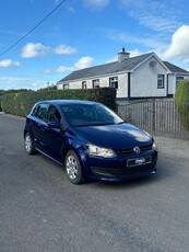 2011 - Volkswagen Polo Manual