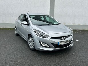 2012 - Hyundai i30 Manual