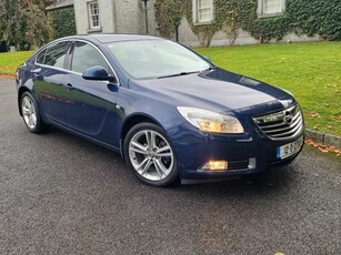 2012 - Opel Insignia Manual