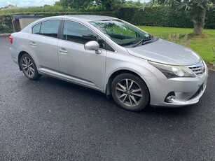 2012 - Toyota Avensis Manual