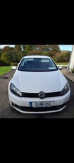 2012 - Volkswagen Golf Manual