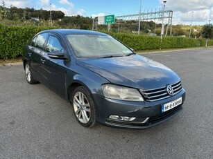 2012 - Volkswagen Passat Manual