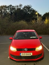 2012 - Volkswagen Polo Automatic