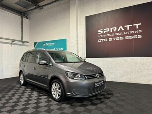 2012 - Volkswagen Touran Automatic