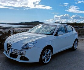 2013 - Alfa Romeo Giulietta Manual